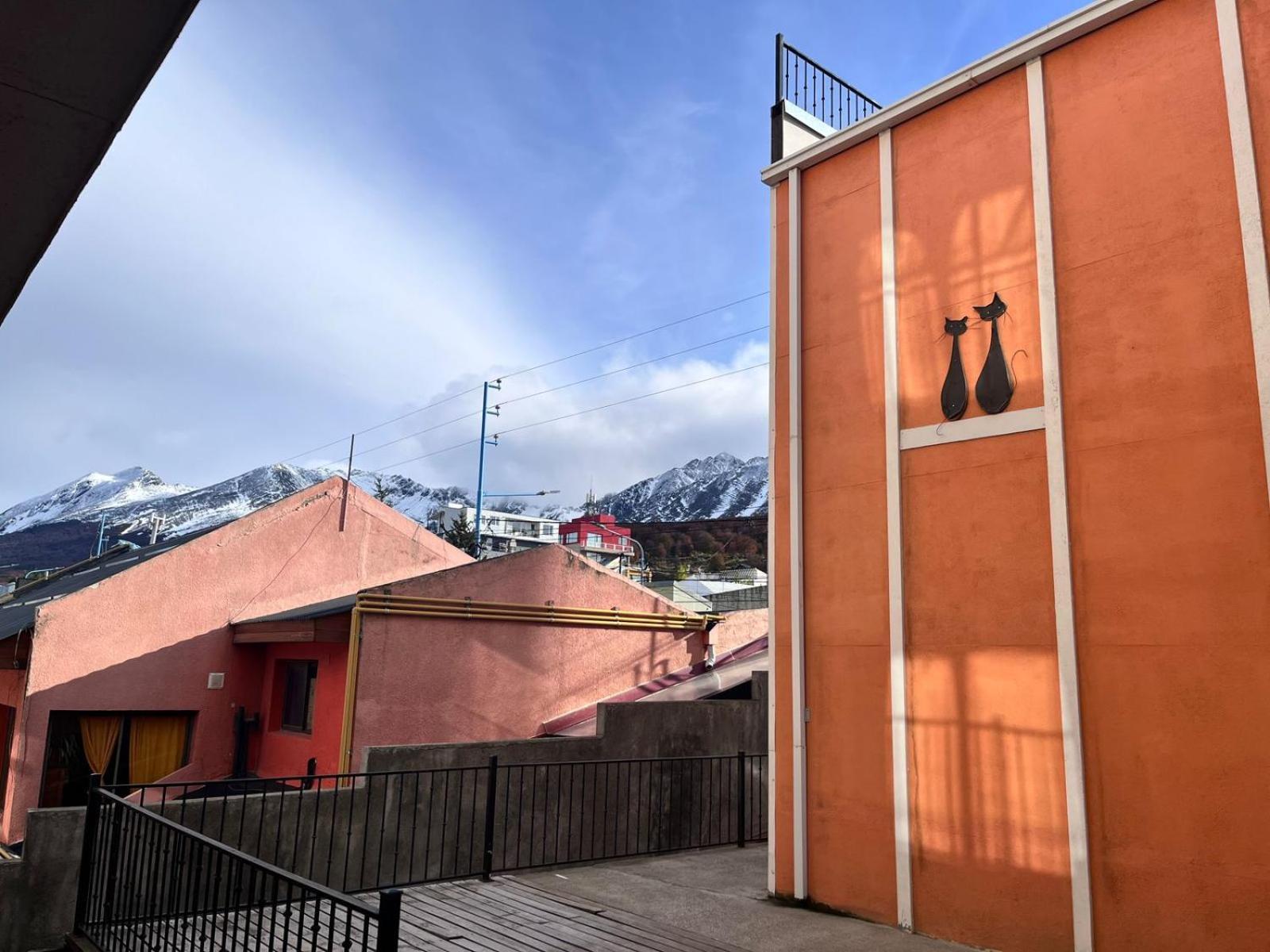 Victoria Plaza Apartment Ushuaia Exterior photo